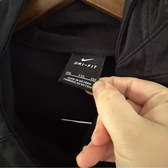 Nike Black Swoosh Logo Therma High Funnel Neck Hoodie Drifit XXL Like New - Picture 7 of 11